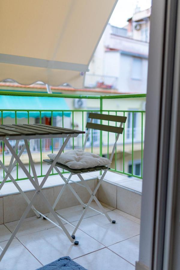 Niovi, Stylish Apartment Near The Waterfront Thessaloniki Exterior photo